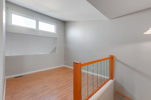 2281 Club House Avenue, Naperville, IL 60563