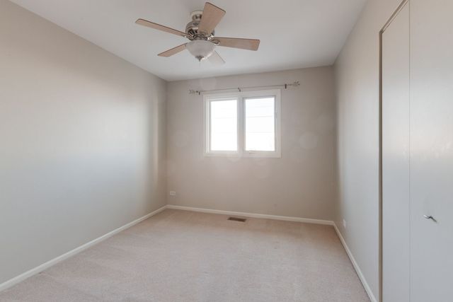 2281 Club House Avenue, Naperville, IL 60563