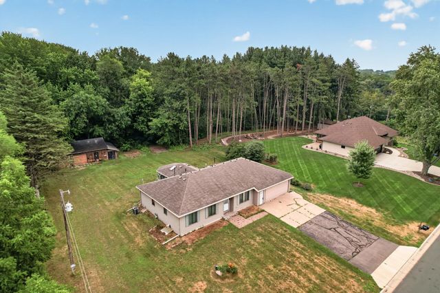 12920 Biscayne Avenue W, Rosemount, MN 55068
