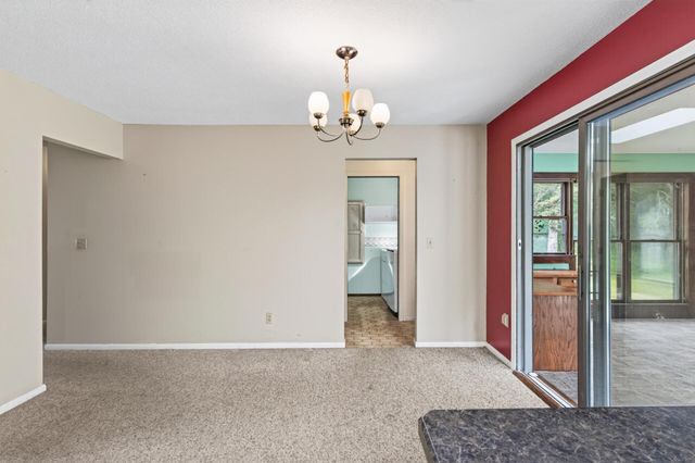 12920 Biscayne Avenue W, Rosemount, MN 55068