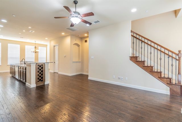672 Arbol 21, Irving, TX 75039