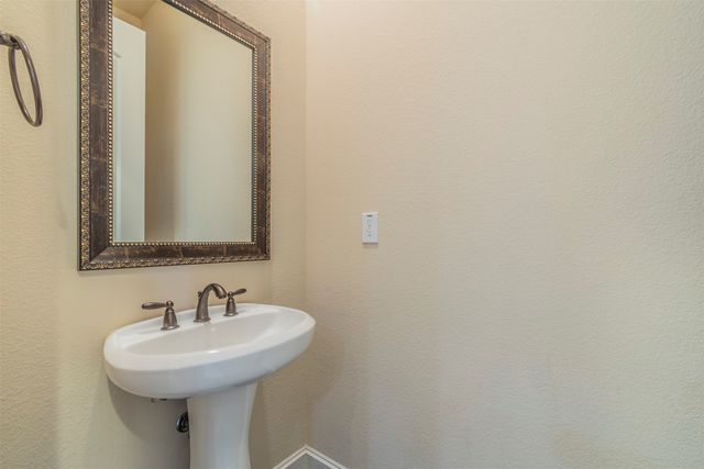 672 Arbol 21, Irving, TX 75039