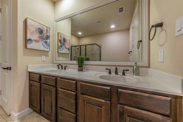672 Arbol 21, Irving, TX 75039