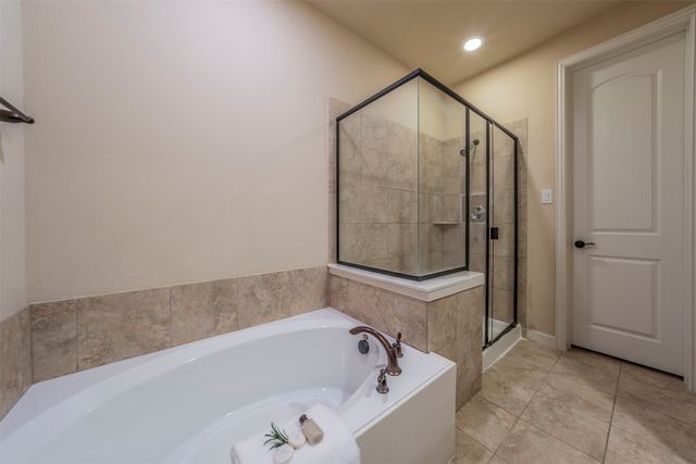 672 Arbol 21, Irving, TX 75039