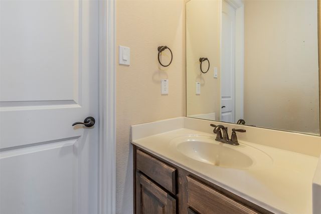 672 Arbol 21, Irving, TX 75039