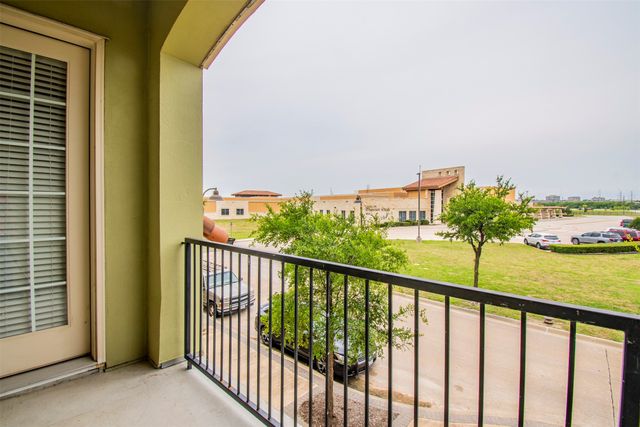 672 Arbol 21, Irving, TX 75039