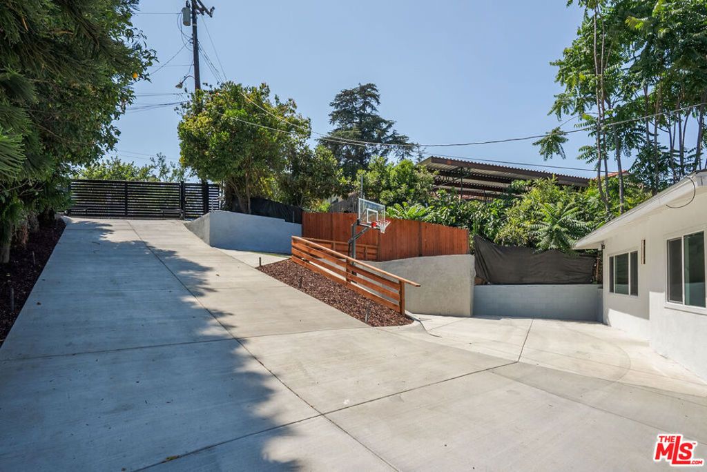 Image 36 of property listing at 2250 Kays Avenue, Rosemead, CA 91770