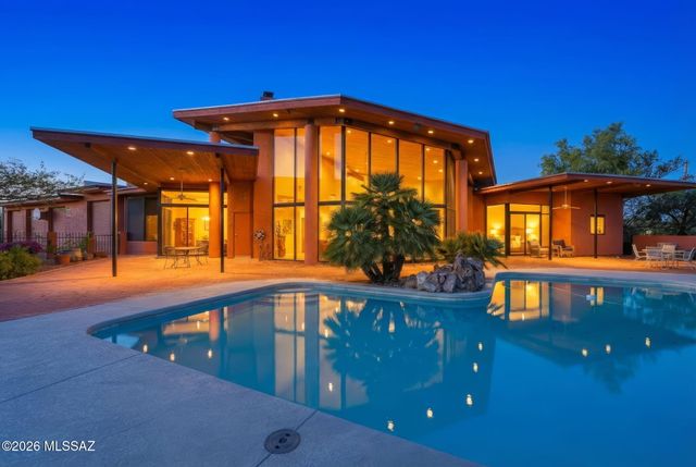 2855 W Lambert Lane, Tucson, AZ 85742