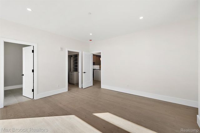 110 Austin Avenue 201, Royal Oak, MI 48067