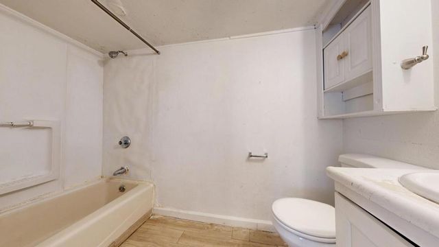 2543 Hazelwood Way, East Palo Alto, CA 94303