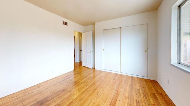 2543 Hazelwood Way, East Palo Alto, CA 94303