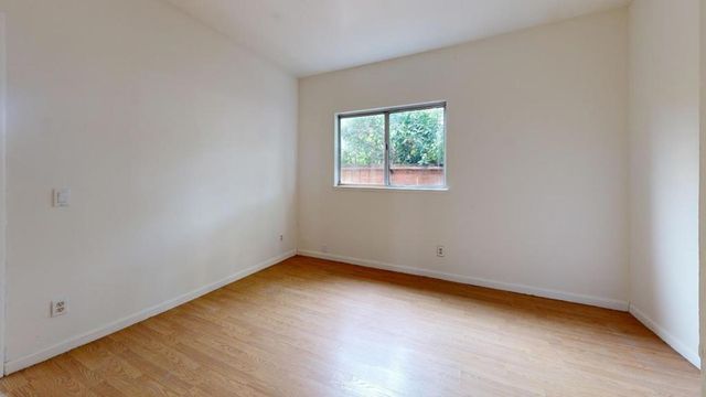 2543 Hazelwood Way, East Palo Alto, CA 94303