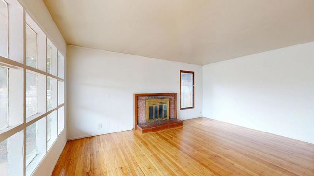 2543 Hazelwood Way, East Palo Alto, CA 94303