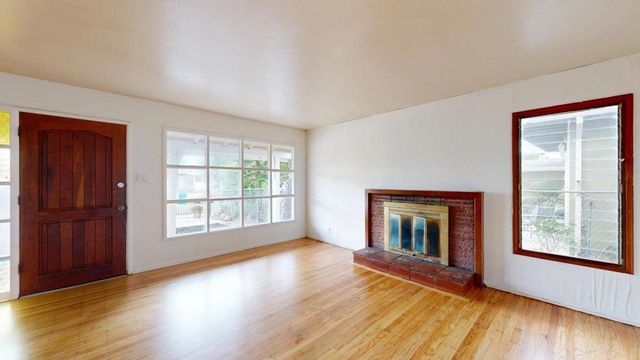 2543 Hazelwood Way, East Palo Alto, CA 94303