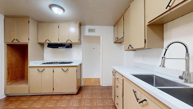 2543 Hazelwood Way, East Palo Alto, CA 94303