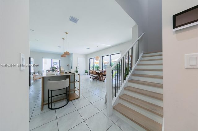 4315 NW 81st Court, Doral, FL 33166