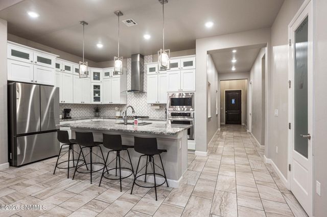 6132 Quicksilver Street, Las Cruces, NM 88012