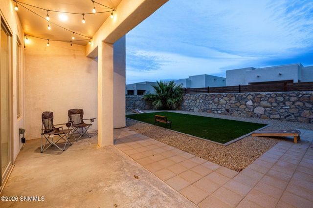 6132 Quicksilver Street, Las Cruces, NM 88012