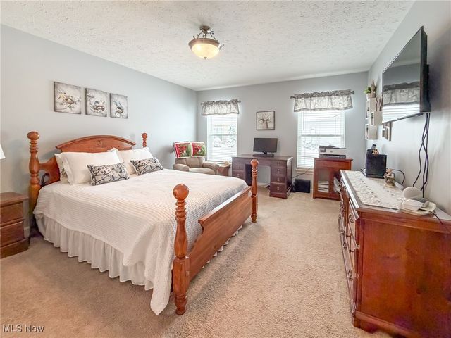 5398 Lake Forest Reserve Lane, Brunswick, OH 44212