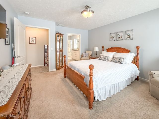 5398 Lake Forest Reserve Lane, Brunswick, OH 44212