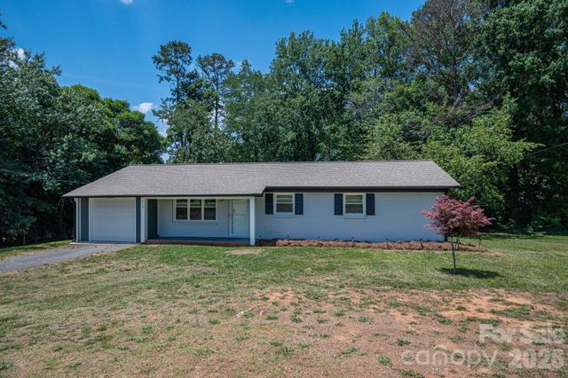 413 Bell Road, Kings Mountain, NC 28086