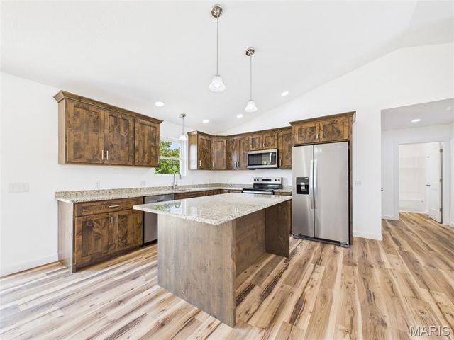 13222 Hillview Lane, Dixon, MO 65459