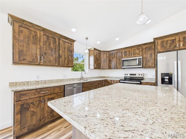 13222 Hillview Lane, Dixon, MO 65459