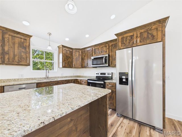 13222 Hillview Lane, Dixon, MO 65459