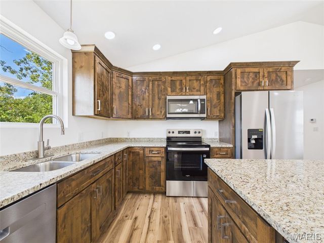 13222 Hillview Lane, Dixon, MO 65459