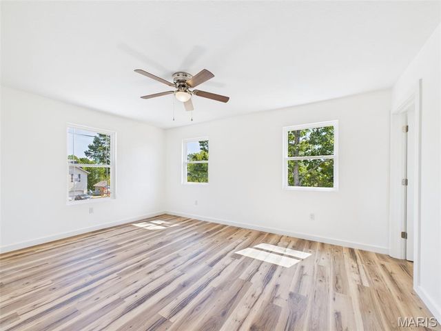 13222 Hillview Lane, Dixon, MO 65459