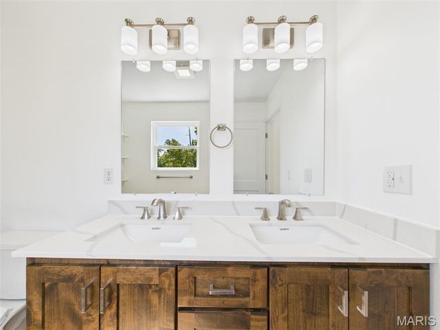 13222 Hillview Lane, Dixon, MO 65459