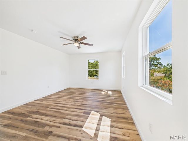 13222 Hillview Lane, Dixon, MO 65459