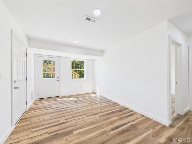 13222 Hillview Lane, Dixon, MO 65459