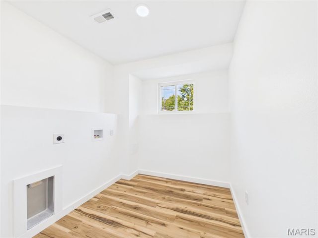 13222 Hillview Lane, Dixon, MO 65459