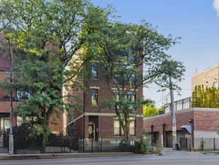 5006 N Western Avenue 3, Chicago, IL 60625