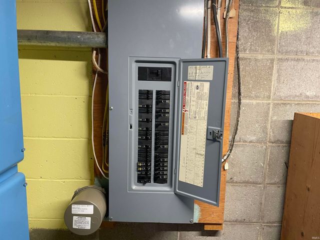 14415 Lawrence Lake Drive, Plymouth, IN 46563