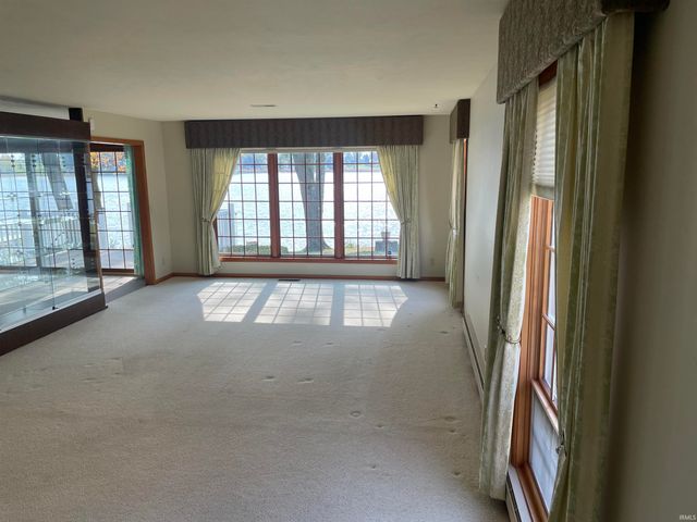 14415 Lawrence Lake Drive, Plymouth, IN 46563