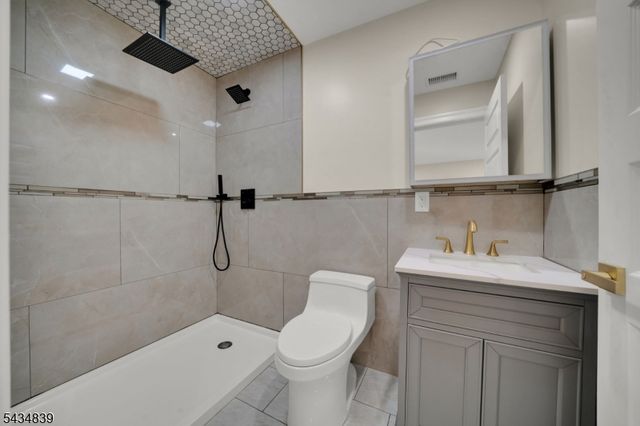 236 Park Ave, Berkeley Heights Twp., NJ 07922