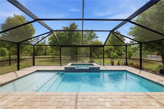 2105 Bennett LN, North Port, FL 34288