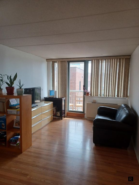 9712 63rd Dr Apt 7A, New York City, NY 11374