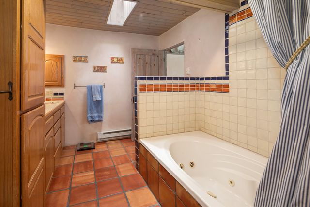 2028 Calle Lejano, Santa Fe, NM 87501
