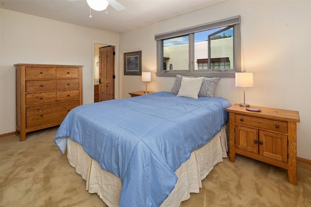 2028 Calle Lejano, Santa Fe, NM 87501
