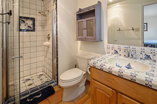 2028 Calle Lejano, Santa Fe, NM 87501