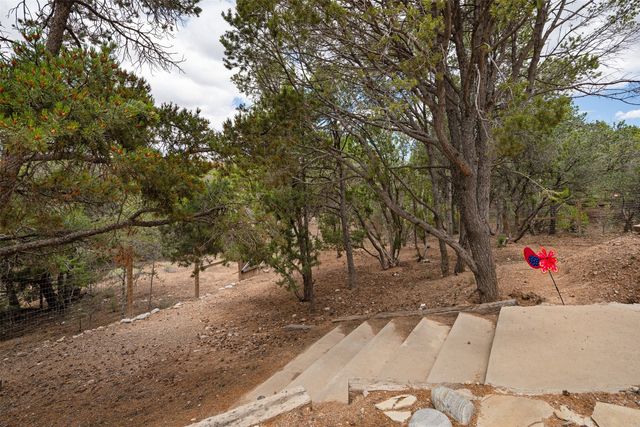 2028 Calle Lejano, Santa Fe, NM 87501