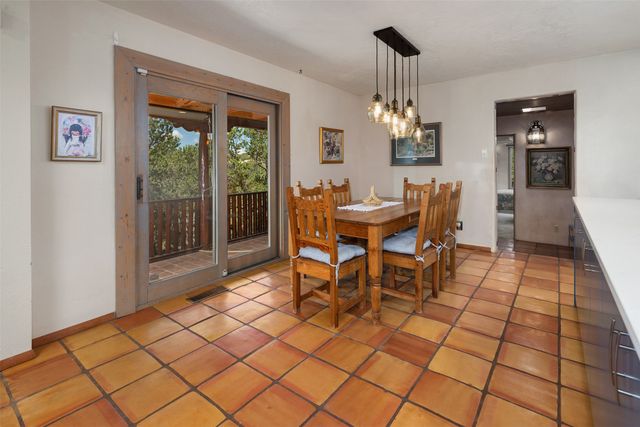 2028 Calle Lejano, Santa Fe, NM 87501