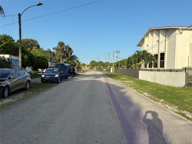 1011 NW 183rd Drive, Miami Gardens, FL 33169