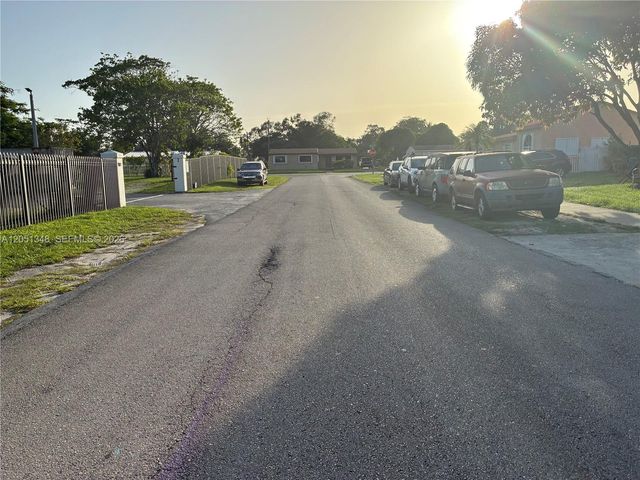 1011 NW 183rd Drive, Miami Gardens, FL 33169