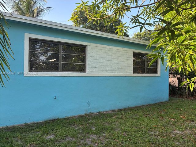 1011 NW 183rd Drive, Miami Gardens, FL 33169