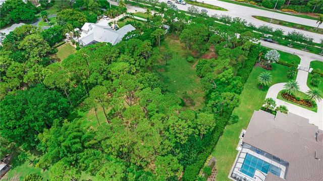 6640 Trail BLVD, Naples, FL 34108