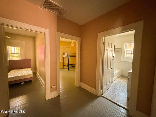 907 E Walnut Street, Goldsboro, NC 27530